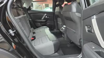 Vendo Citroën C4 2023 - 17950 EUR, 21950 km - AUTO.MOTO.pt