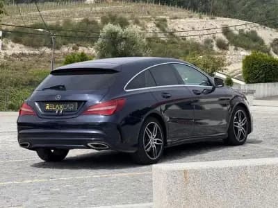 Vendo Mercedes-Benz CLA 180 2017 - 19999 EUR, 160000 km - AUTO.MOTO.pt