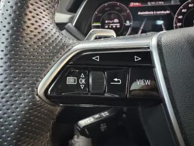 Vendo Audi e-tron GT 2023 - 62500 EUR, 53927 km - AUTO.MOTO.pt
