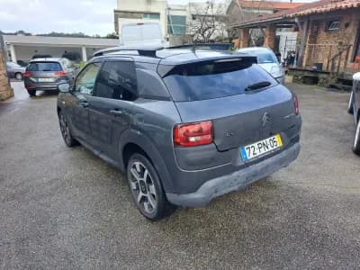 Vendo Citroën C4 Cactus 2015 - 7950 EUR, 177721 km - AUTO.MOTO.pt