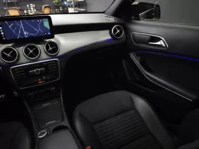 Vendo Mercedes-Benz GLA 200 2014 - 22950 EUR, 245585 km - AUTO.MOTO.pt