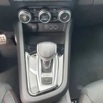 Sell Renault Arkana 2022 - 33490 EUR, 20820 km - AUTO.MOTO.pt