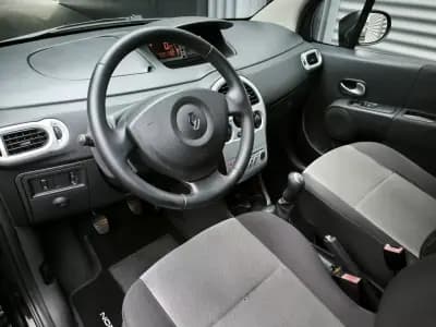 Vendo Renault Modus 2008 - 4500 EUR, 132000 km - AUTO.MOTO.pt