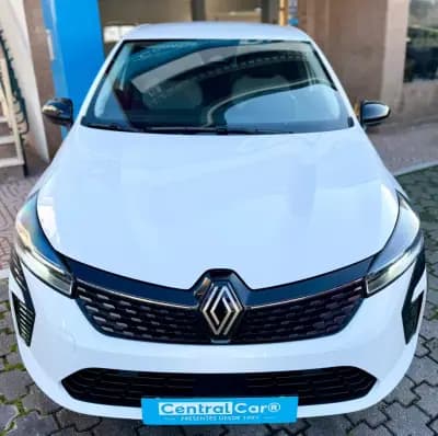 Vendo Renault Clio 2024 - 16450 EUR, 40000 km - AUTO.MOTO.pt