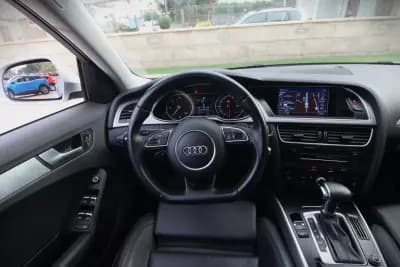 Sell Audi A4 Allroad 2014 - 17990 EUR, 222150 km - AUTO.MOTO.pt