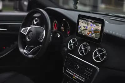 Vendo Mercedes-Benz CLA 200 2018 - 22900 EUR, 168433 km - AUTO.MOTO.pt