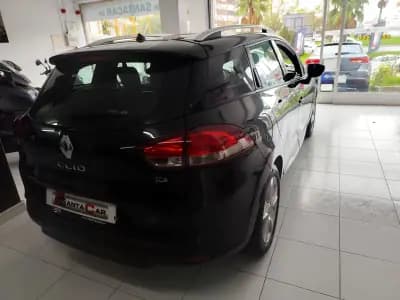 Sell Renault Clio Sport Tourer 2015 - 9980 EUR, 64000 km - AUTO.MOTO.pt