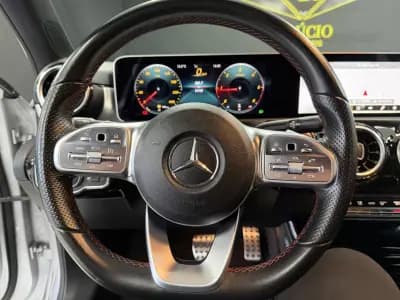 Vendo Mercedes-Benz A 180 2018 - 28000 EUR, 64735 km - AUTO.MOTO.pt