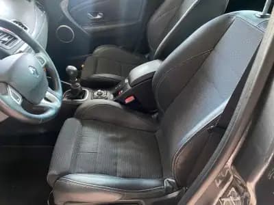 Sell Renault Mégane Sport Tourer 2010 - 4990 EUR, 340390 km - AUTO.MOTO.pt