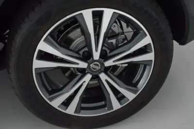 Sell Nissan Qashqai 2018 - 19450 EUR, 106000 km - AUTO.MOTO.pt