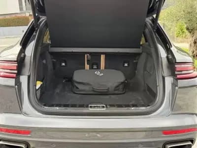 Sell Porsche Panamera Sport Turismo 2018 - 64999 EUR, 128000 km - AUTO.MOTO.pt