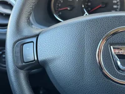 Vendo Dacia Sandero 2015 - 8950 EUR, 60000 km - AUTO.MOTO.pt