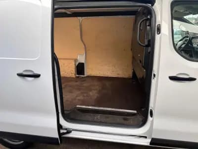 Sell Citroën Jumpy 2019 - 17990 EUR, 126251 km - AUTO.MOTO.pt