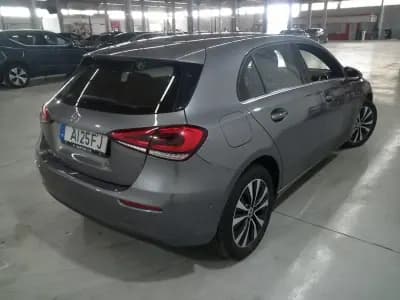 Vendo Mercedes-Benz A 250 2021 - 23700 EUR, 96021 km - AUTO.MOTO.pt