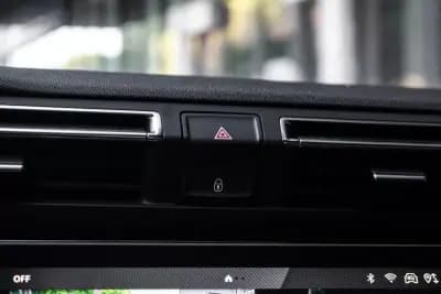 Vendo Peugeot 508 SW 2024 - 29750 EUR, 31133 km - AUTO.MOTO.pt