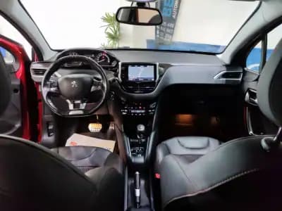 Sell Peugeot 208 2018 - 12490 EUR, 61000 km - AUTO.MOTO.pt
