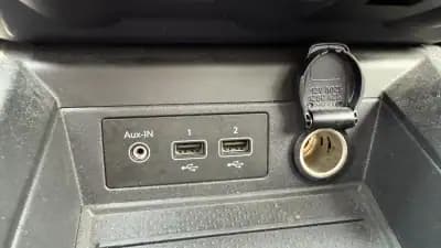 Sell Renault Zoe 2020 - 12900 EUR, 139000 km - AUTO.MOTO.pt