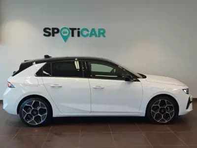 Sell Opel Astra 2023 - 31000 EUR, 11950 km - AUTO.MOTO.pt