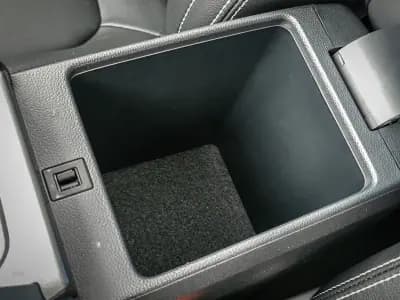 Sell MG ZS 2020 - 19250 EUR, 15000 km - AUTO.MOTO.pt