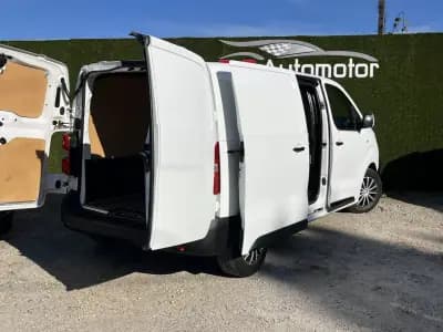 Vendo Peugeot Expert 2020 - 16500 EUR, 135000 km - AUTO.MOTO.pt