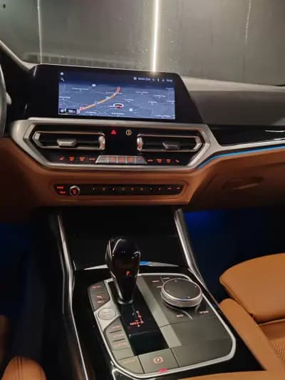 Vendo BMW 320 2021 - 28750 EUR, 112168 km - AUTO.MOTO.pt