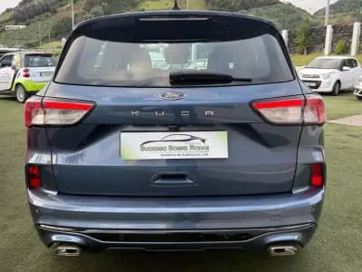 Vendo Ford Kuga 2022 - 24990 EUR, 67592 km - AUTO.MOTO.pt