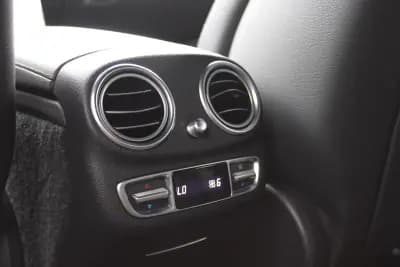 Vendo Mercedes-Benz E 220 2021 - 36900 EUR, 78024 km - AUTO.MOTO.pt