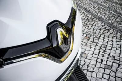 Sell Renault Zoe 2020 - 12900 EUR, 44743 km - AUTO.MOTO.pt