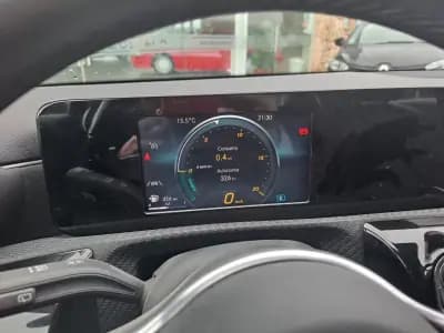 Vendo Mercedes-Benz A 180 2020 - 17950 EUR, 223684 km - AUTO.MOTO.pt