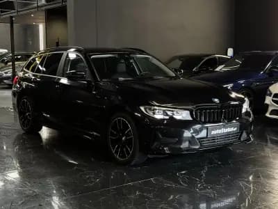 Vendo BMW 318 2022 - 29990 EUR, 100253 km - AUTO.MOTO.pt