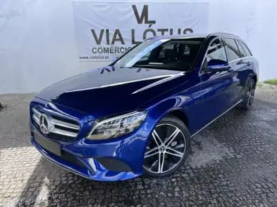 Vendo Mercedes-Benz C 300 2020 - 28499 EUR, 118000 km - AUTO.MOTO.pt