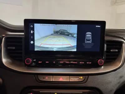 Vendo Kia XCeed 2025 - 21900 EUR, 13239 km - AUTO.MOTO.pt