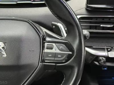 Sell Peugeot 5008 2021 - 24800 EUR, 142000 km - AUTO.MOTO.pt