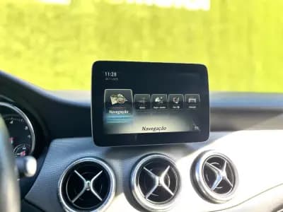 Sell Mercedes-Benz CLA 200 2016 - 23500 EUR, 157000 km - AUTO.MOTO.pt