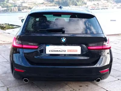 Vendo BMW 318 2020 - 26500 EUR, 166500 km - AUTO.MOTO.pt