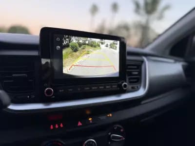 Sell Kia Stonic 2024 - 17699 EUR, 10000 km - AUTO.MOTO.pt