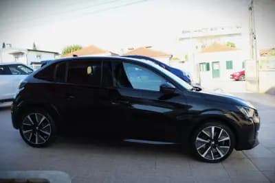 Sell Peugeot e-208 2020 - 17450 EUR, 60000 km - AUTO.MOTO.pt