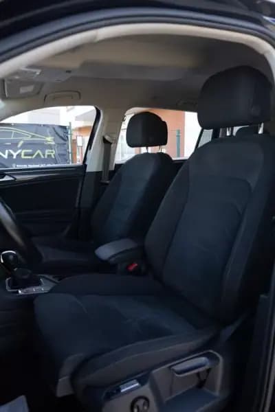 Sell Volkswagen Tiguan Allspace 2018 - 29890 EUR, 105000 km - AUTO.MOTO.pt