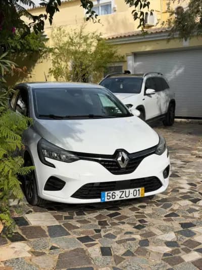 Sell Renault Clio 2020 - 14900 EUR, 51155 km - AUTO.MOTO.pt
