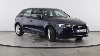 Vendo Audi A3 Sportback 2018 - 17999 EUR, 104021 km - AUTO.MOTO.pt