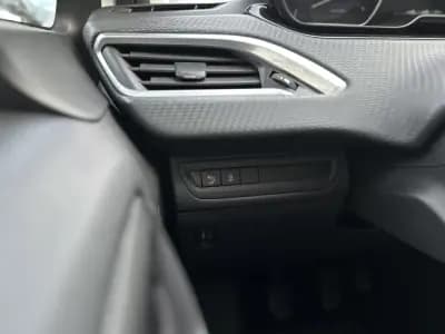 Sell Peugeot 2008 2016 - 9990 EUR, 49000 km - AUTO.MOTO.pt