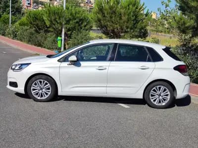 Sell Citroën C4 2015 - 9980 EUR, 157000 km - AUTO.MOTO.pt