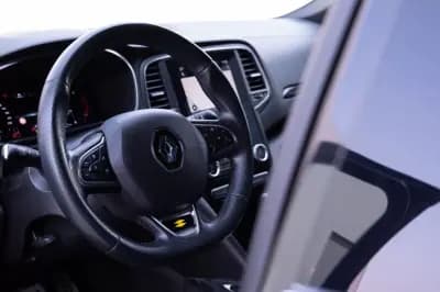 Vendo Renault Mégane 2021 - 20200 EUR, 162000 km - AUTO.MOTO.pt