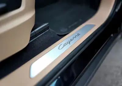 Vendo Porsche Cayenne Coupé 2021 - 89900 EUR, 57000 km - AUTO.MOTO.pt