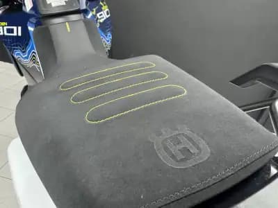 Vendo mota Husqvarna Norden 901 2023 - 14000 EUR, 8407 km - AUTO.MOTO.pt