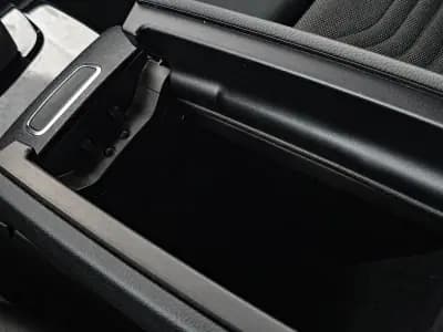 Vendo Mercedes-Benz A 250e 2021 - 26450 EUR, 94000 km - AUTO.MOTO.pt