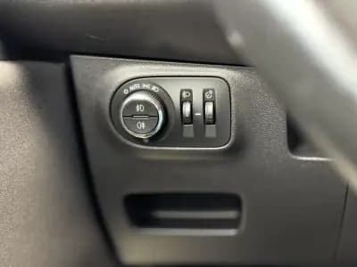 Sell Opel Corsa 2015 - 9200 EUR, 160000 km - AUTO.MOTO.pt