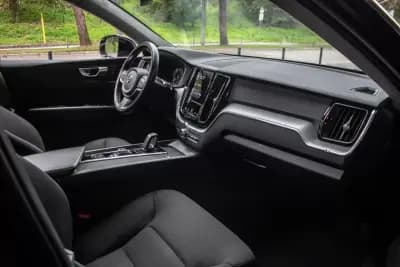 Sell Volvo XC 60 2020 - 36990 EUR, 82194 km - AUTO.MOTO.pt