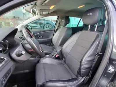 Vendo Renault Mégane Sport Tourer 2014 - 8500 EUR, 211200 km - AUTO.MOTO.pt