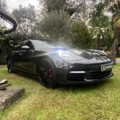 Sell Porsche Panamera Sport Turismo 2019 - 69990 EUR, 210000 km - AUTO.MOTO.pt